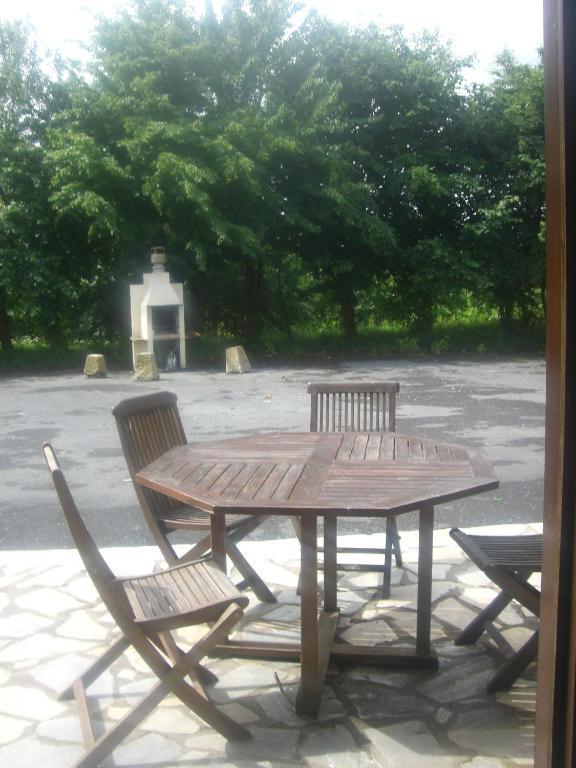 Gites De La Ferme Auberge De Mesauboin Billé الغرفة الصورة