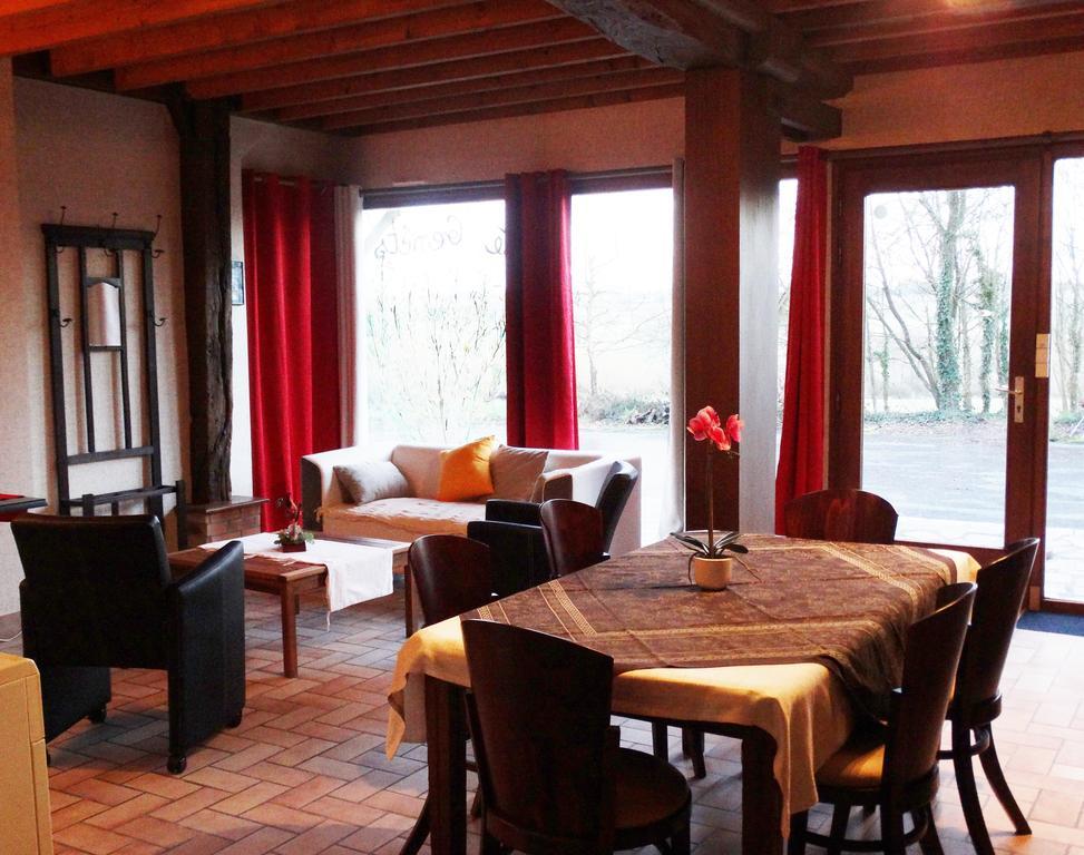 Gites De La Ferme Auberge De Mesauboin Billé المظهر الخارجي الصورة
